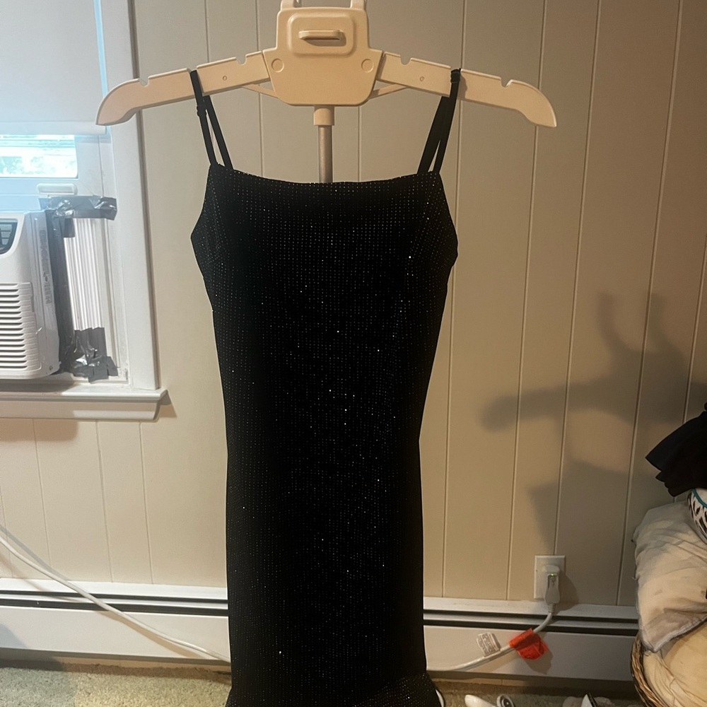 Blue Blush Black Sheath Cocktail Dress